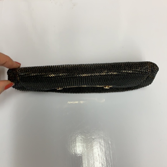Vintage Whiting and Davis mesh ball clutch purse - Picture 10 of 17